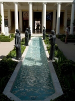 E4134573.jpg